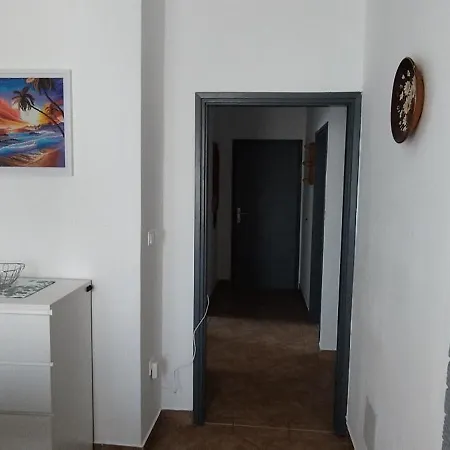 Tomislav Apartment *