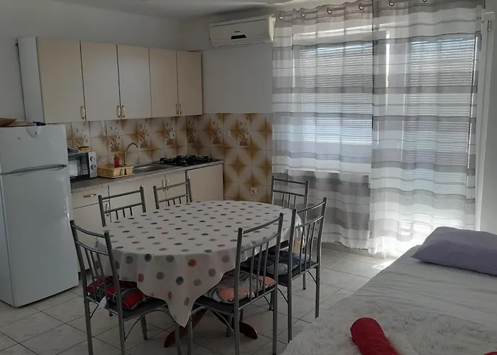 Tomislav Appartamento Vodice